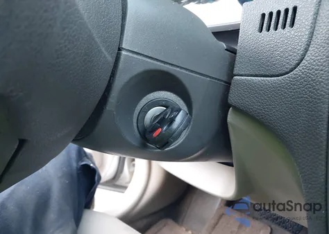 2010 Ford Fusion Se z USA, uszkodzony, nr VIN 3FAHP0HG1AR222778